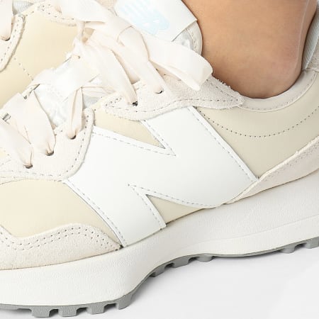 New Balance Baskets Femme 327 WS327MO Beige LaBoutiqueOfficielle