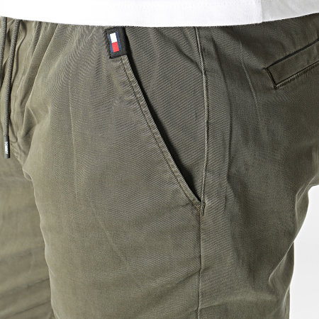 Tommy Jeans - Jogger Pant Slim Austin 0456 Caqui Verde
