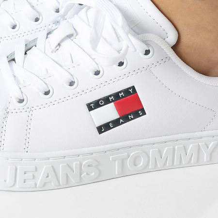 Tommy Jeans - Baskets Femme Logo Outsole Sneaker Essential 2703 White