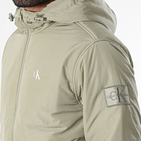 Calvin Klein - Veste Zippée Capuche 5596 Vert Kaki Clair