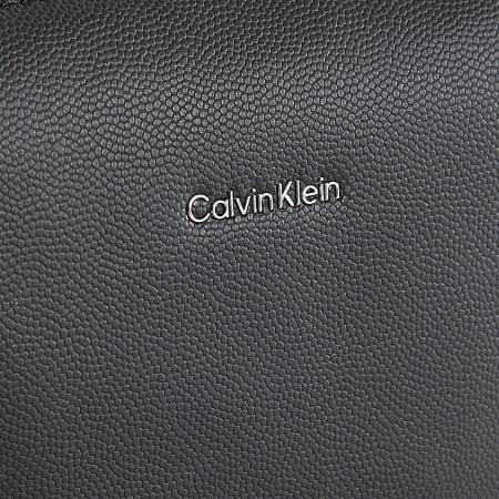 Calvin Klein - Sacoche Must Camera 2761 Noir