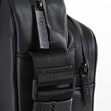 Calvin Klein - Sacoche Must Reporter 2763 Noir