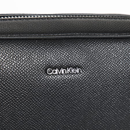 Calvin Klein - Sac A Main Femme Must Small Camera 3084 Noir