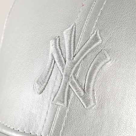 New Era - Casquette Femme 9Forty Midi Pu NY 60580745 Argenté