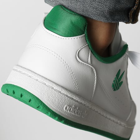 Baskets NY 90 JI1893 Footwear White Green x Superlaced Gros Lacet Blanc