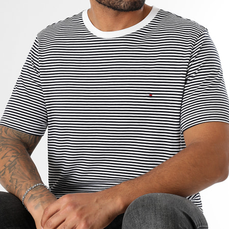 Tommy Hilfiger - Tee Shirt A Rayures Essential Seasonal Reg Fit Solid 9995 Blanc Bleu Marine