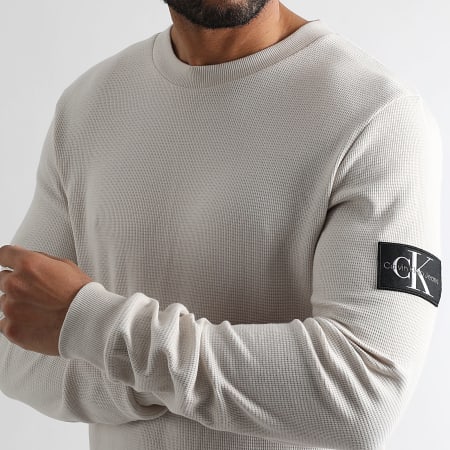 Calvin Klein - Sweat Crewneck Monogram Badge Waffle 3485 Beige