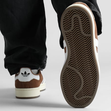 Adidas Sportswear - Baskets Campus 00s GY6433 Campus 00s GY6433 Strong Bark Footwear White Off White