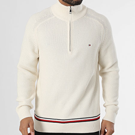 Tommy Hilfiger - Jersey de cuello alto con cremallera y rayas globales 8086 Beige