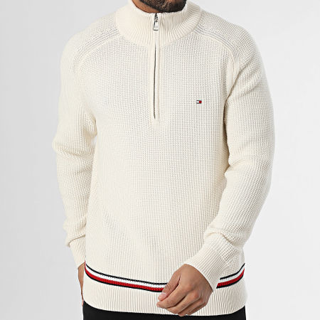 Tommy Hilfiger - Jersey de cuello alto con cremallera y rayas globales 8086 Beige