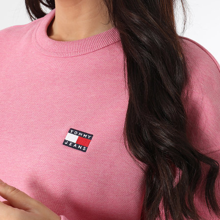 Tommy Jeans - Sweat Crewneck Femme Boxy Badge 9408 Rose Chiné