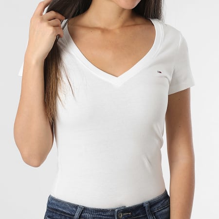 Tommy Jeans - Lot De 2 Tee Shirts Slim Col V Femme 1367 Noir Blanc