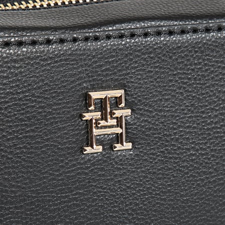 Tommy Hilfiger - Sac A Main Femme Soft Logo Camera 6906 Noir Doré