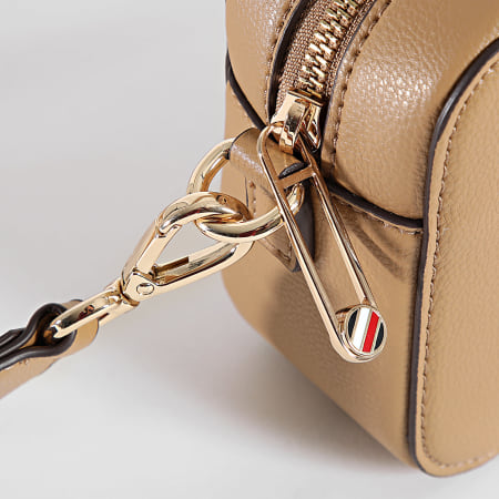 Tommy Hilfiger - Sac A Main Femme Soft Logo Camera 6906 Camel Doré