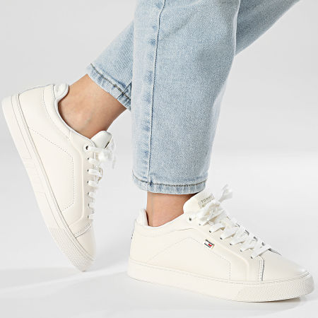Tommy Hilfiger - Baskets Femme Womens Icon Court Sneaker Flag 8327 Ivory Petal