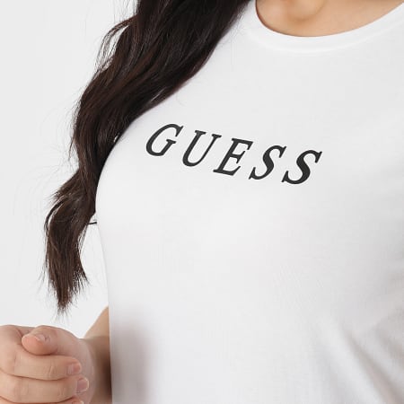 Guess - Tee Shirt Slim Femme O5RI01-KBBU1 Blanc