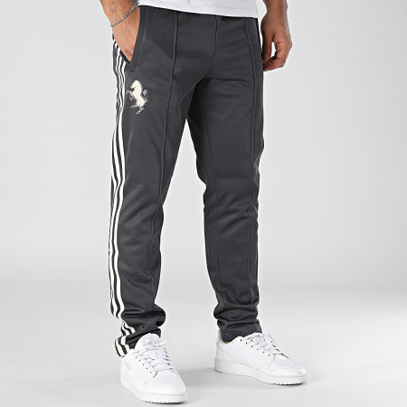 Adidas Originals Juventus IY0051 Charcoal Grey Banded Jogging