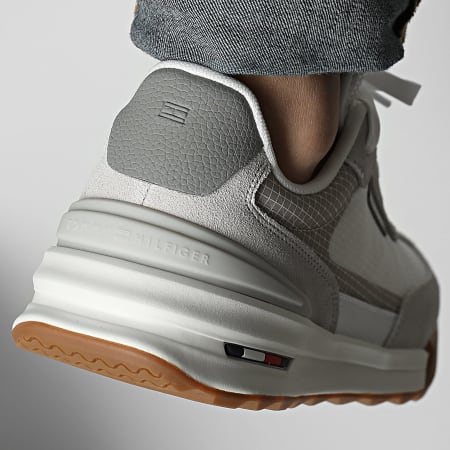 Tommy Hilfiger - Baskets Retro Runner Seasonal 5328 White