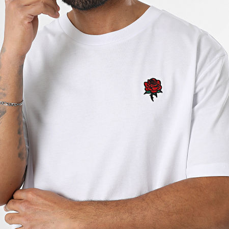 Luxury Lovers - Camiseta Oversize Grande Bordado Rosas Blanco