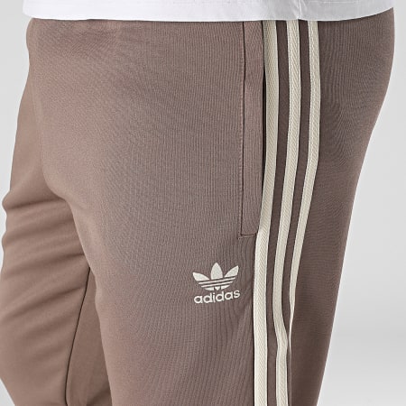 Pantaloni adidas marroni shop