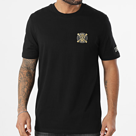 One Piece - Tee Shirt Oversize Large Badge Logo Noir Doré