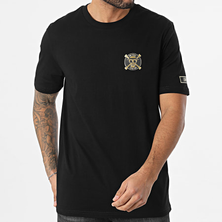 One Piece - Tee Shirt Oversize Large Badge Logo Noir Doré