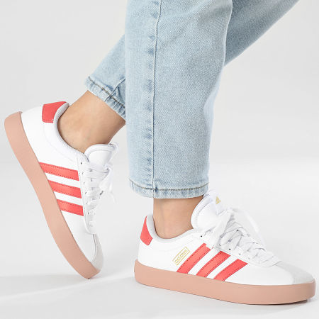 Adidas Sportswear - Baskets Femmes VL Court 3.0 JP5346 Cloud White Preloved Scarlet Gold Metallic
