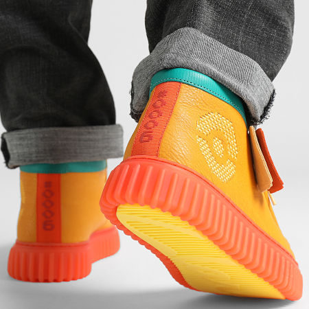 Clarks - Chaussures Torhill Explore Pokemon Dracaufeu Orange Leather