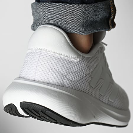 Adidas Sportswear - Baskets Response Runner U IH6101 Footwear White