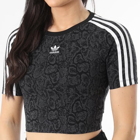 ■adidas■ Snake Baby Tee Black JI8408 CLOTHING - Snakeskin 3-Stripes Baby Tee - Black | adidas Oman