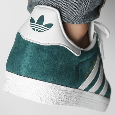 ［美品］adidas GAZELLE スニーカー NEW Mens Adidas Gazelle Mystery Green Cloud White Gold