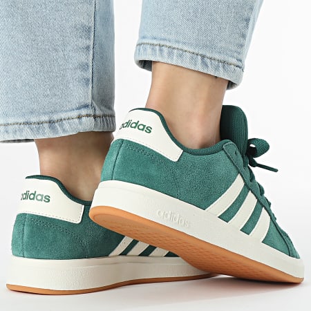 Adidas Sportswear - Baskets Femme Grand Court 00s K JP5893 Collegiate Green Off White Gum 10