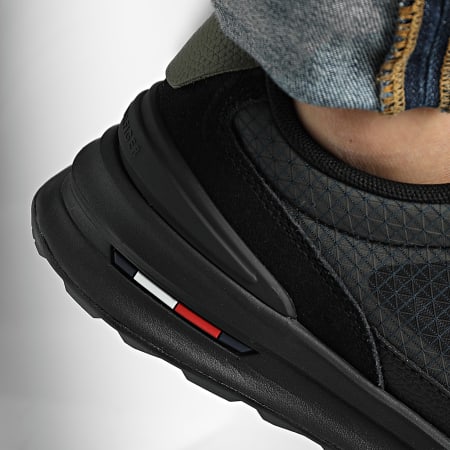Tommy Hilfiger - Baskets Retro Runner Seasonal 5328 Black