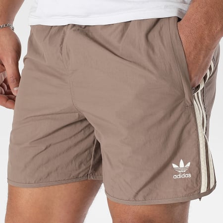 Adidas Originals - Short Jogging A Bandes Sprinter JP1021 Marron Clair