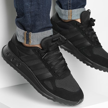 Adidas Sportswear - Baskets Run 84 IH1307 Core Black Carbon
