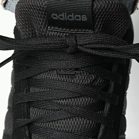 Adidas Sportswear - Baskets Run 84 IH1307 Core Black Carbon