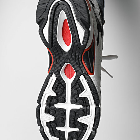 Adidas Sportswear - Baskets Temper Run 2 JH5492 Footwear White Preloved Red Core Black