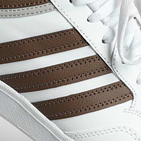 Adidas Sportswear - Baskets Hoops 4.0 JQ9989 Footwear White Earth Strata Grey Two