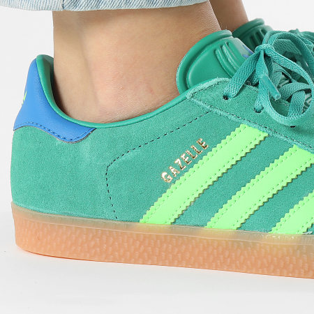 Adidas Originals - Baskets Femme Gazelle J JP7127 Seco Green Solar Green Blue Bird