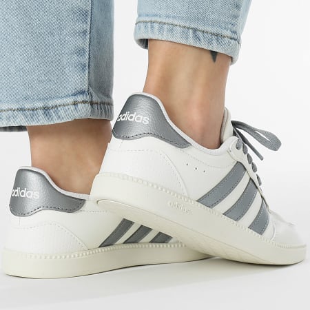 Adidas Sportswear - Baskets Femme Breaknet Sleek JH6880 Core White Iron Metallic Grey