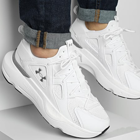 Under Armour - Baskets UA Infinite MVMNT SE 6000902 Blanc
