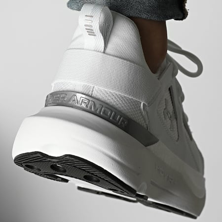 Under Armour - Baskets UA Infinite MVMNT SE 6000902 Blanc