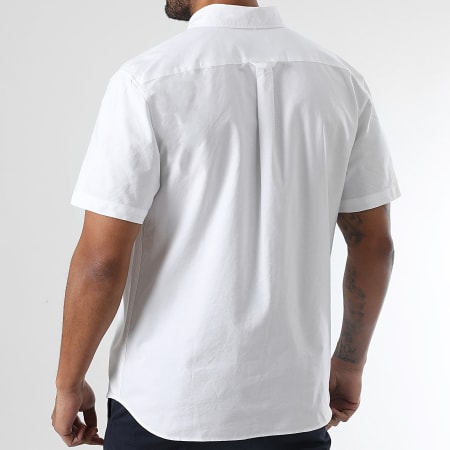 Lacoste - Camisa blanca de manga corta con logo bordado de cocodrilo