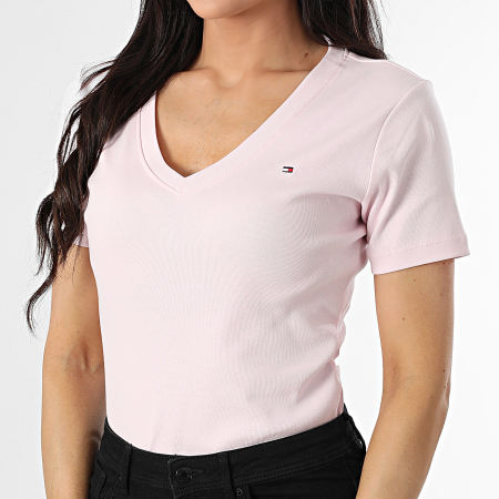 Tommy Hilfiger - Tee Shirt Col V Femme New Slim Cody 0584 Rose