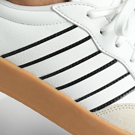 Adidas Sportswear - Baskets Barreda JH7106 Footwear White Pure Ruby