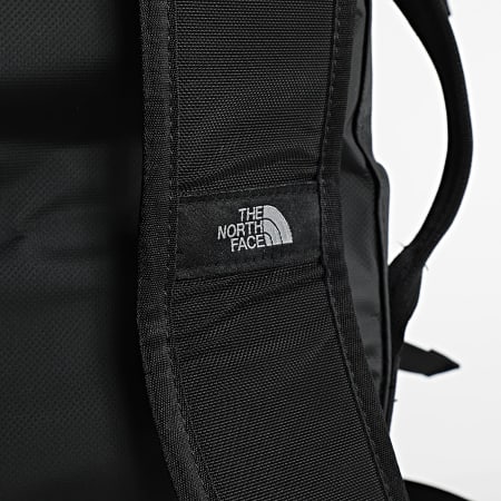 The North Face - Base Camp Duffel Sport Bag A52SS Negro
