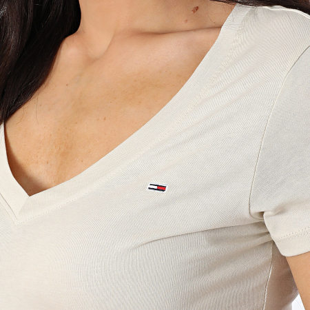 Tommy Jeans - Tee Shirt Col V Femme Slim 0458 Beige