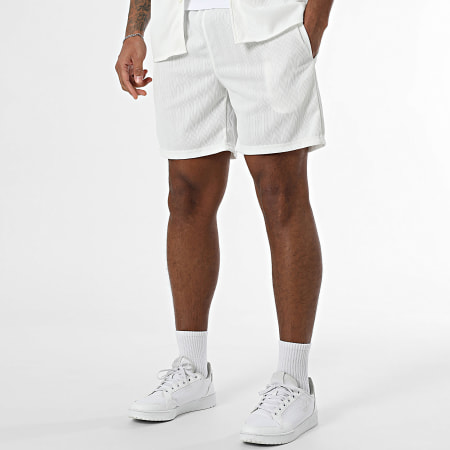 Zayne Paris Set camicia bianca a maniche corte e pantaloncini da