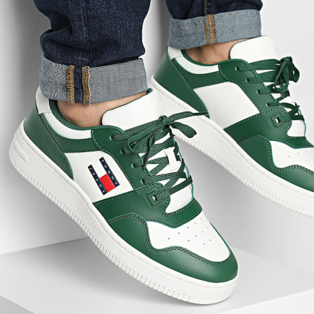 Tommy Jeans - Baskets Retro Basket Essential 1395 Terrain