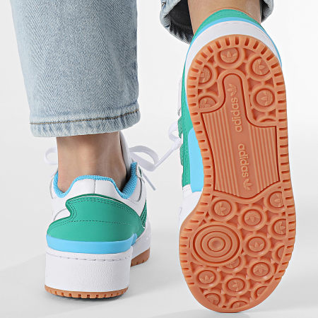 Adidas Originals - Baskets Femme Forum Bold Stripes W JI0062 Cloud White Court Green Sky Rush